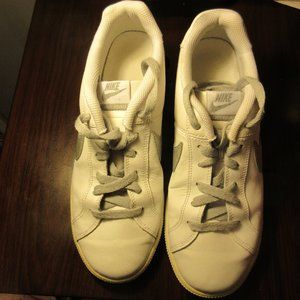 Nike Court Royale White Metallic Silver women's sneaker size 9.5